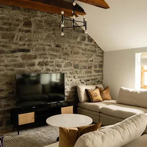 Maison Rasco By Luxury In Transit 4*, Montréal Canada