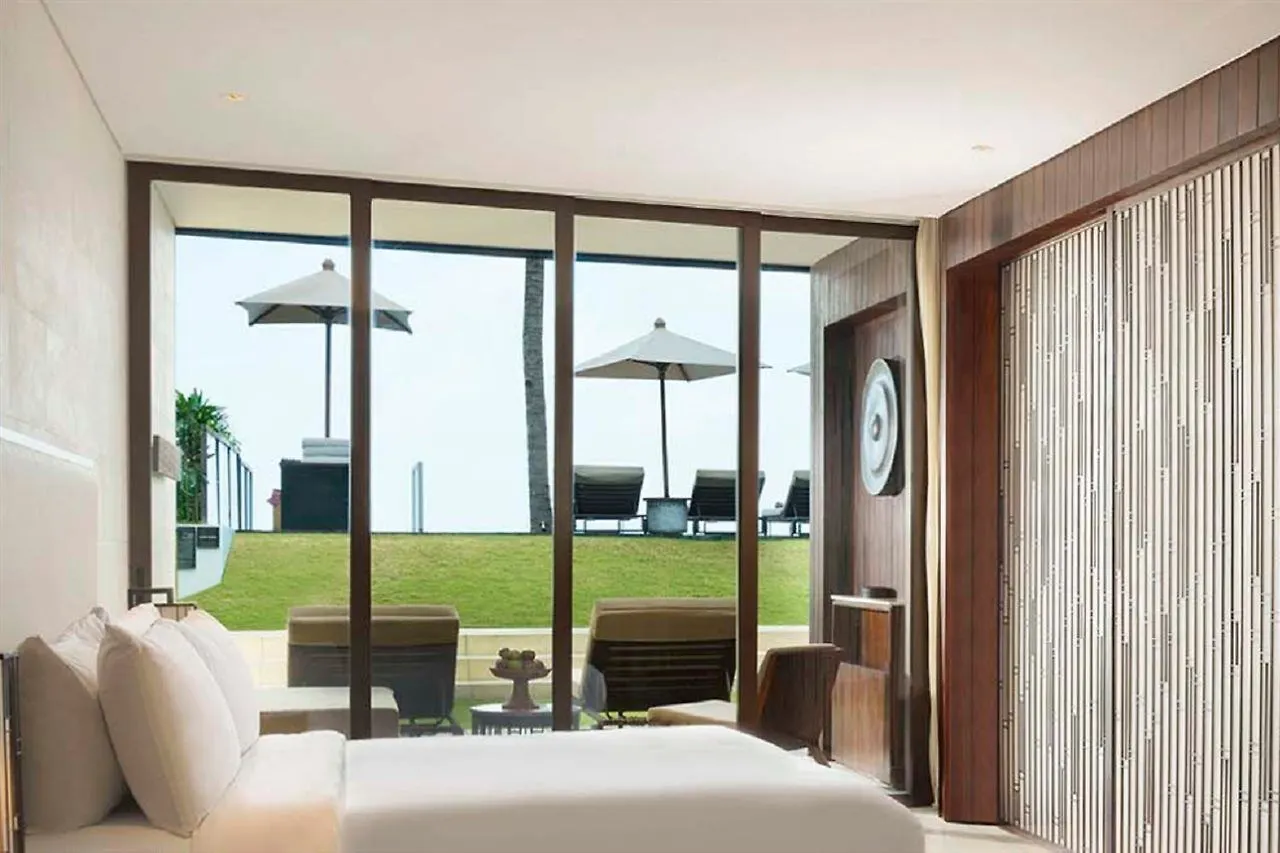 ***** Resort Hotel Alila Seminyak Indonesia